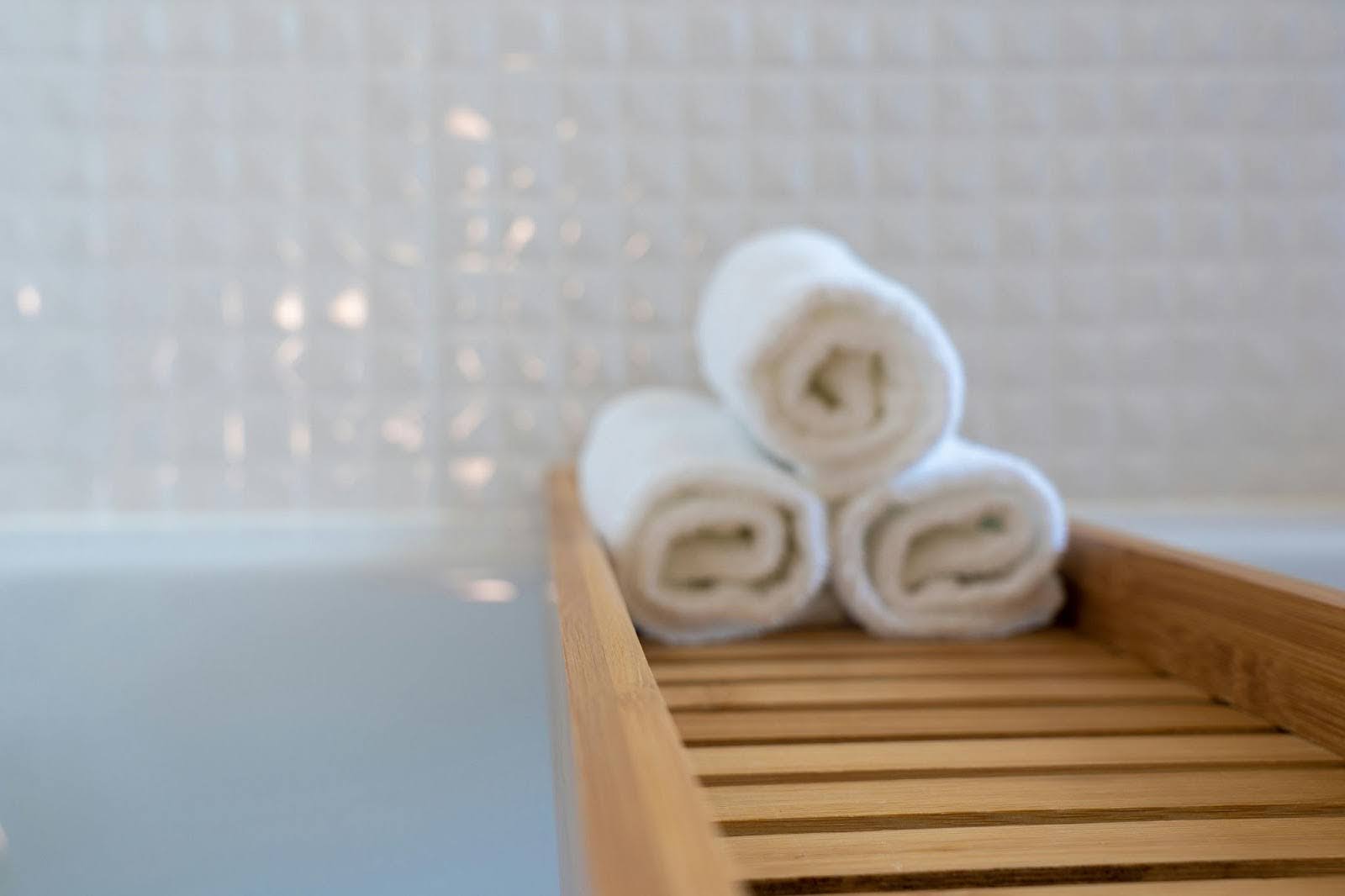 Expert Tips for Preparing Your Kitchen and Bathroom for a Move