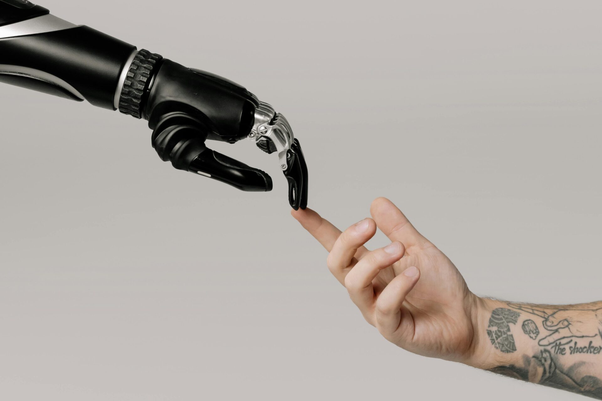 The Impact of Technology on the Moving Industry: How Innovation is Shaping the Future