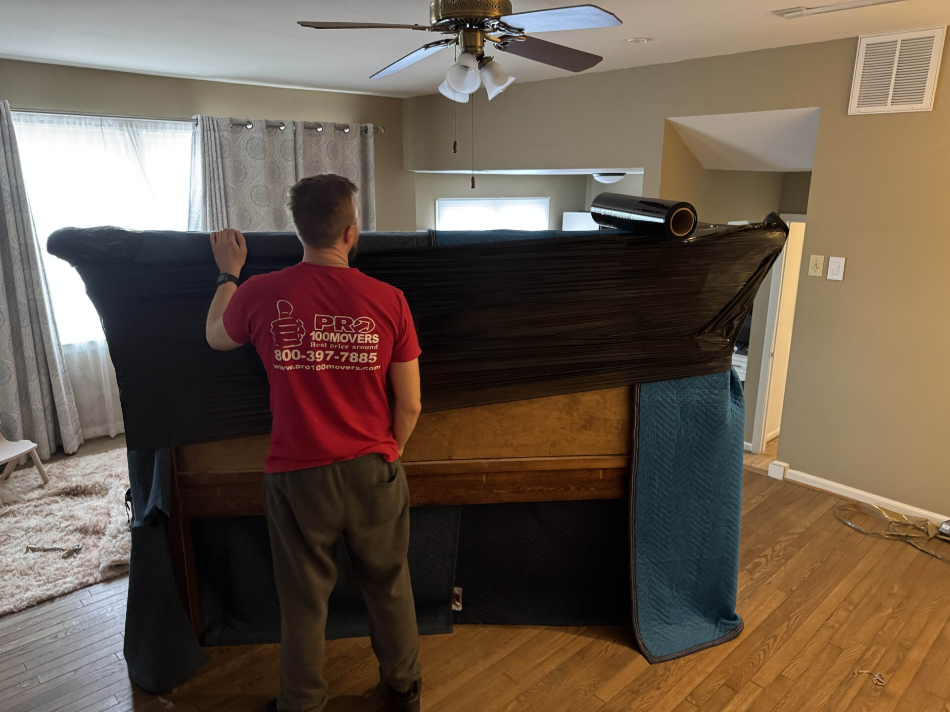 The Ultimate Guide to Downsizing Before a Move: Tips and Strategies for a Smooth Transition