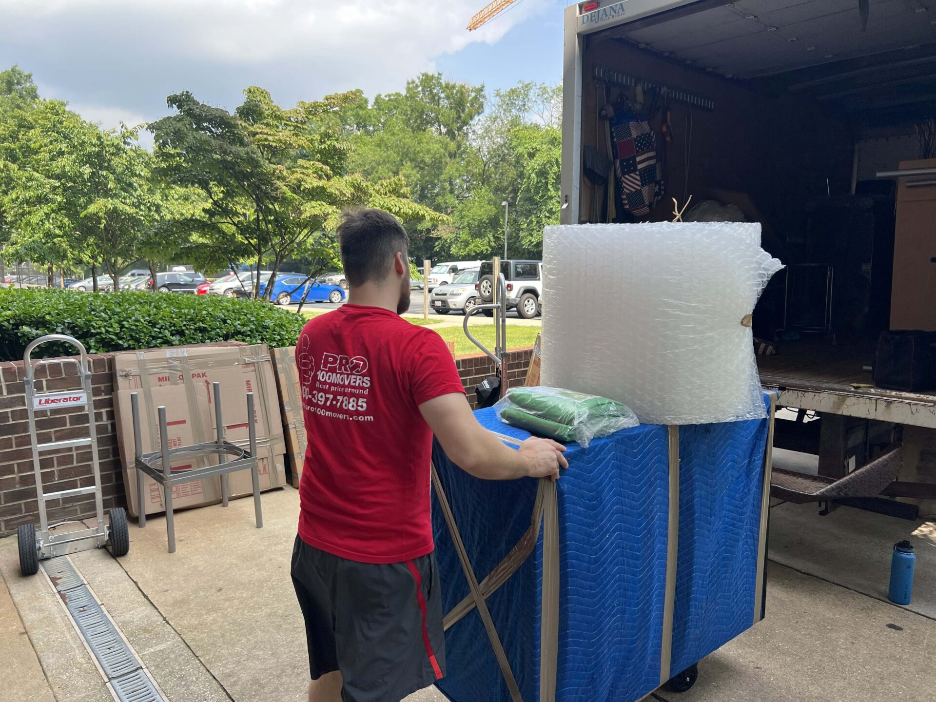 Late August Moving Checklist for Maryland Homeowners | Pro100Movers
