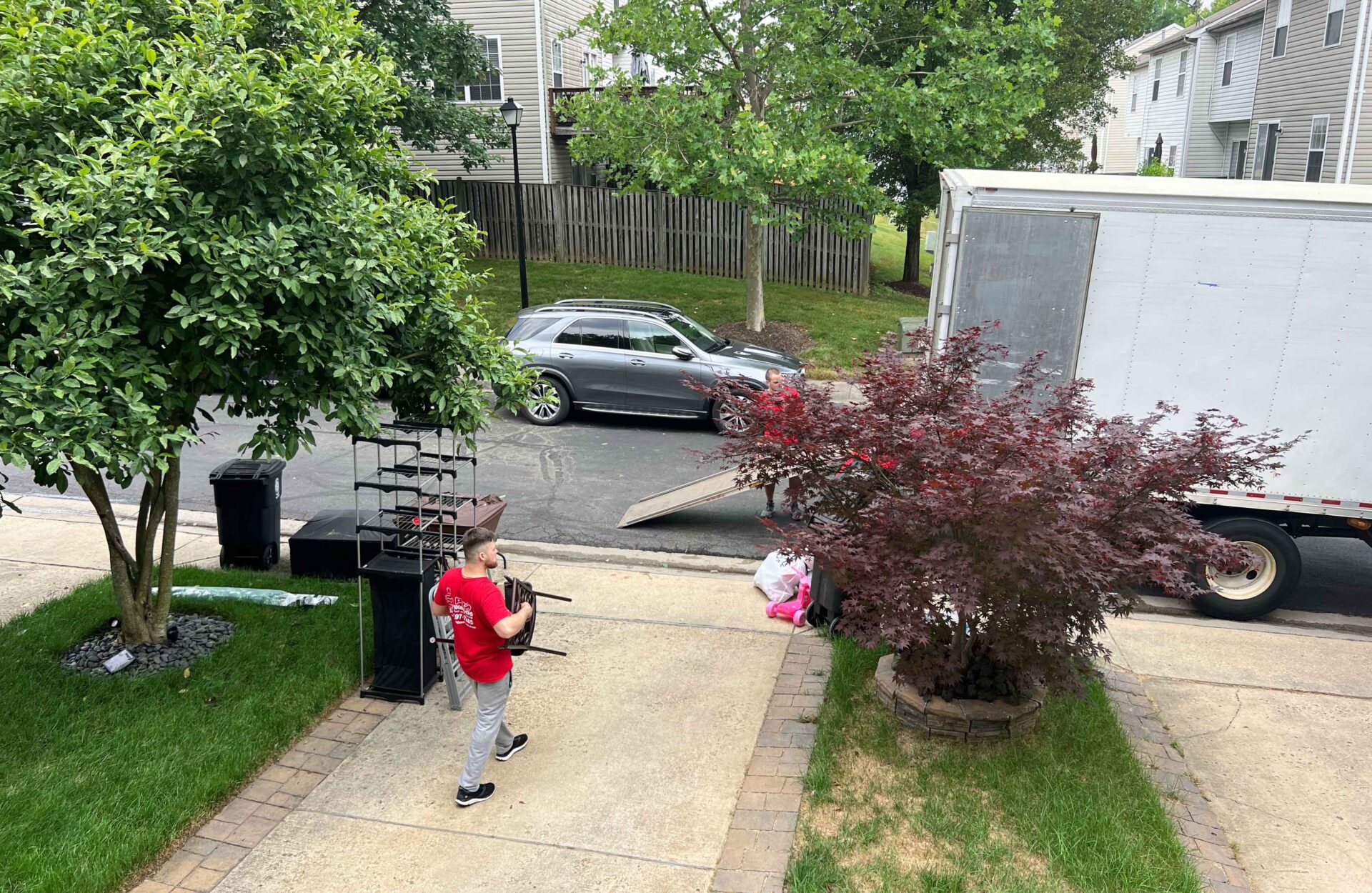 The Benefits of Pre-Move Yard Maintenance in Spring: Enhance Curb Appeal & Simplify Your Move