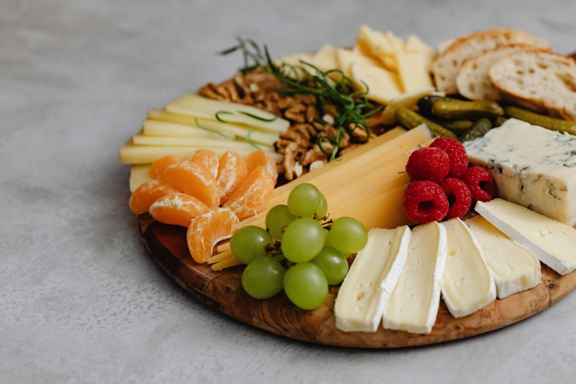 Best Hydration & Snack Tips for a Summer Move Crew