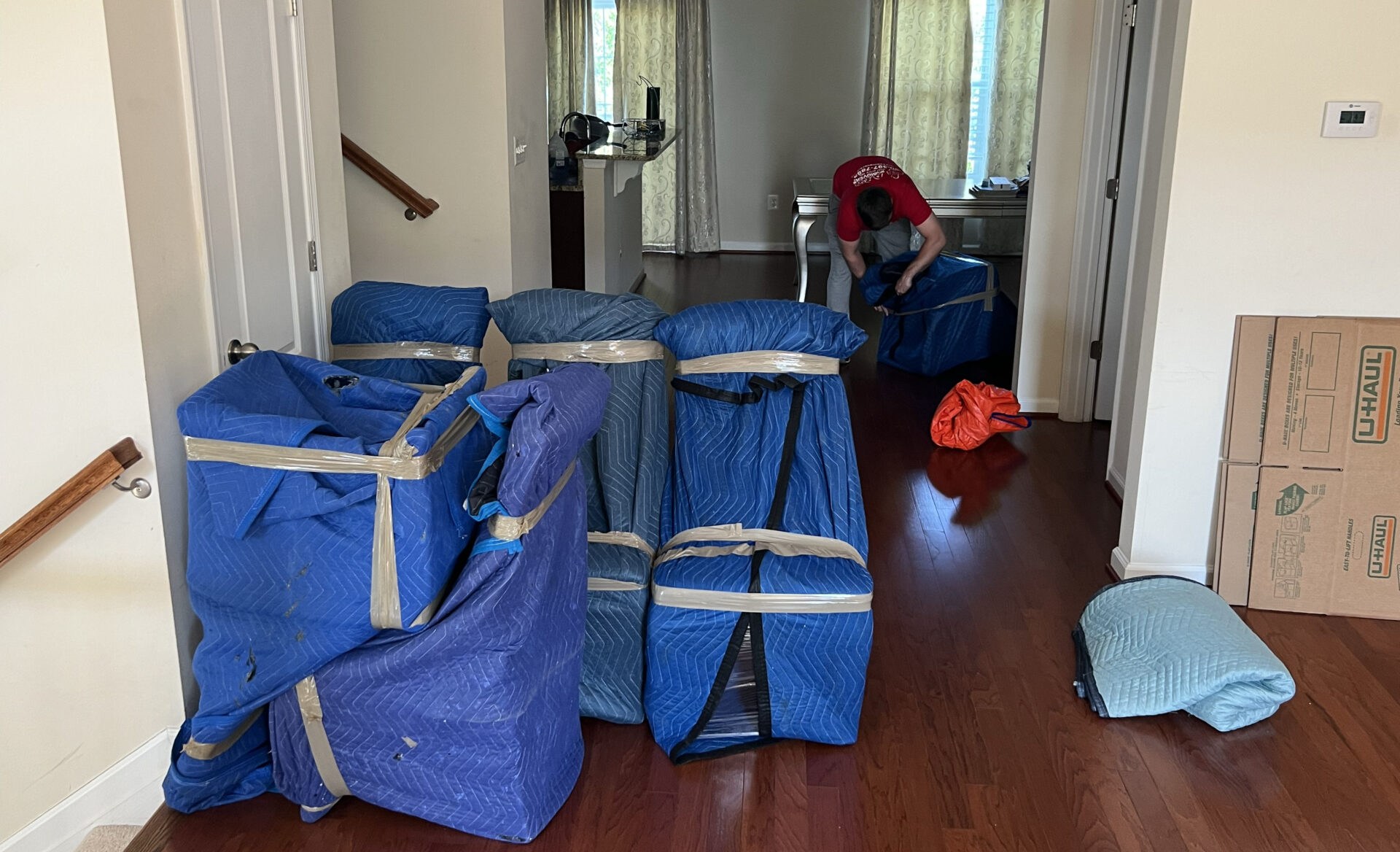 Packing Fragile Items for a Long-Distance Move | Pro100Movers