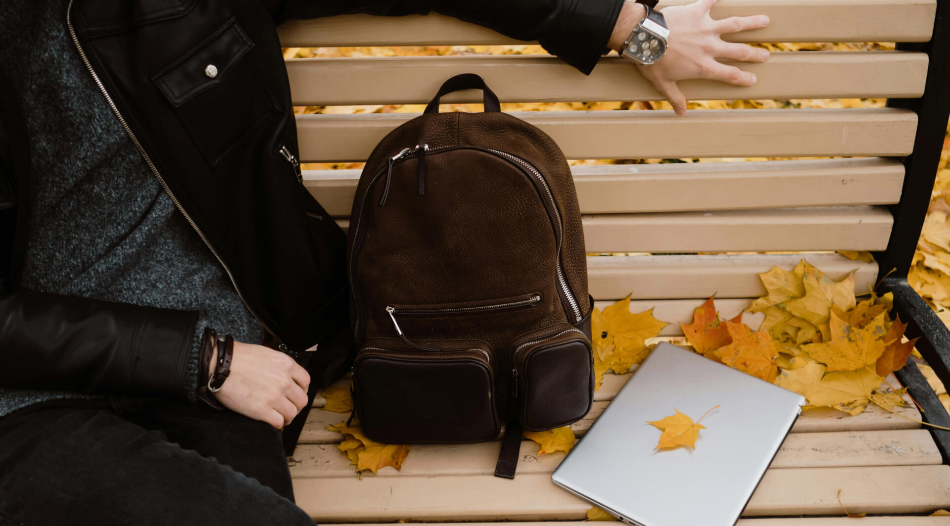 Moving Before the Leaves Change: Tips for a Stress-Free Early Autumn Move